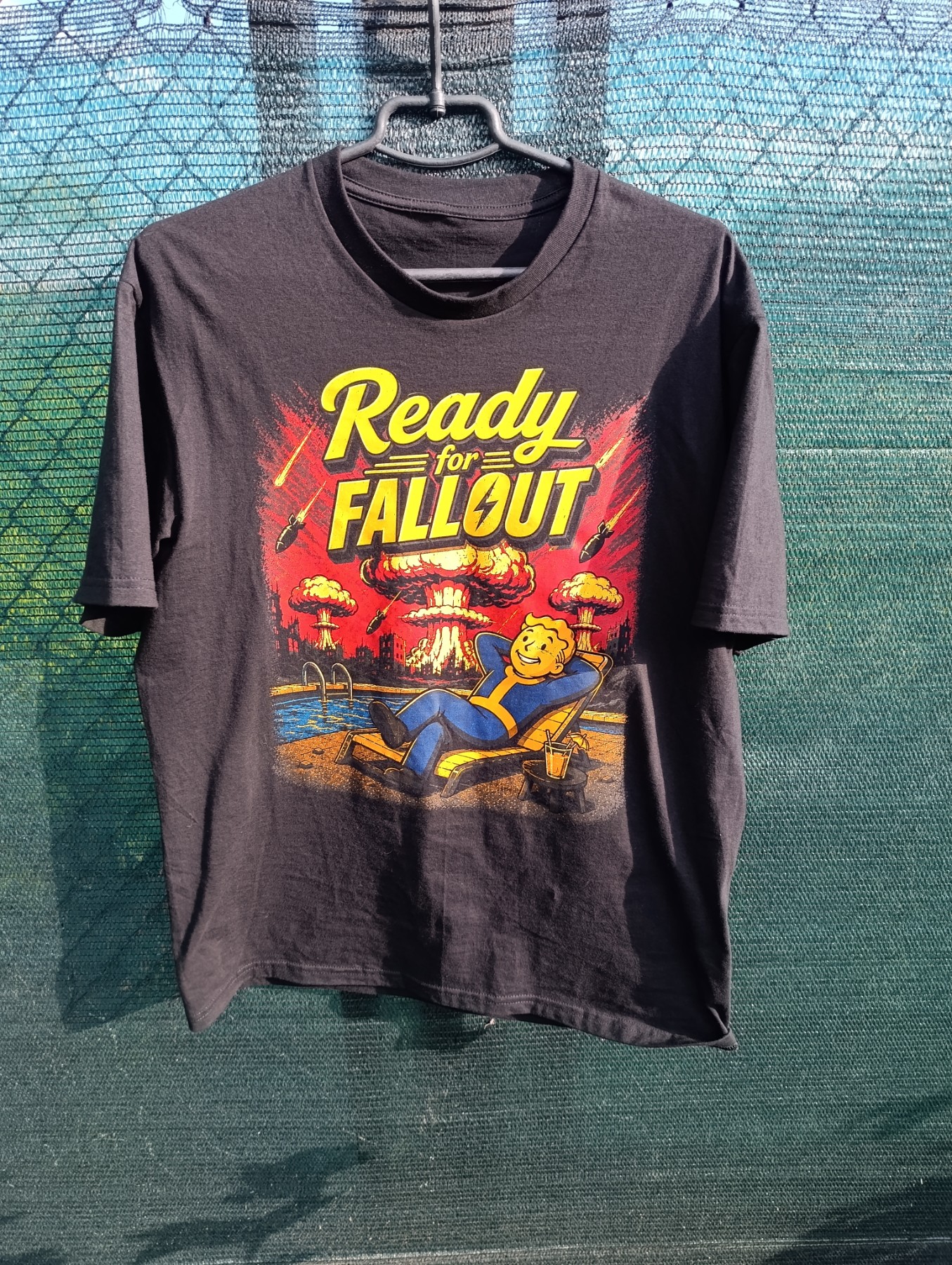 Футболка READY FOR FALLOUT